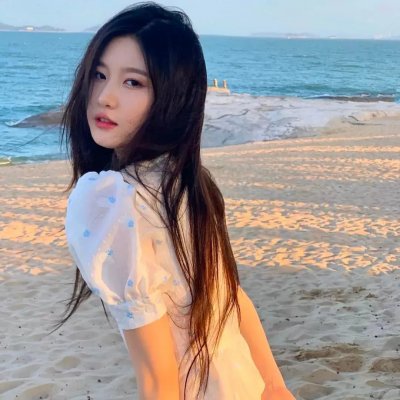 海归的假女友是野蔷薇